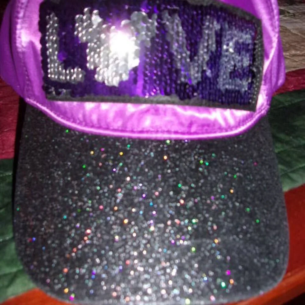 Disney Youth Baseball Cap - Mickey Icon LOVE - Reversible Sequin new